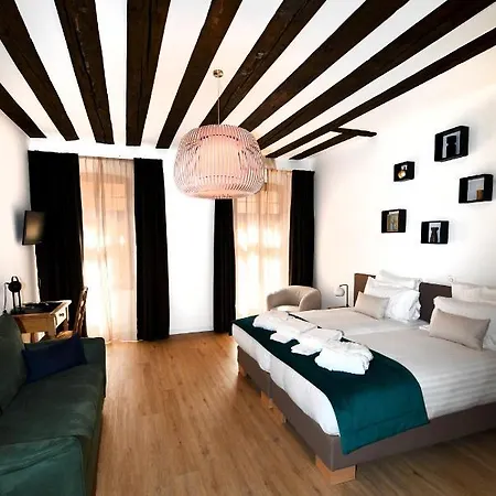 De D'ollon ホテル *