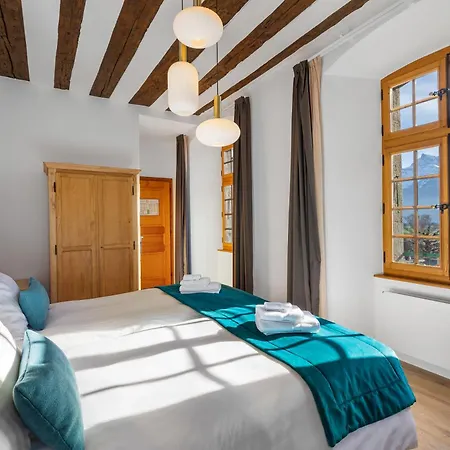 Otel De D'ollon *